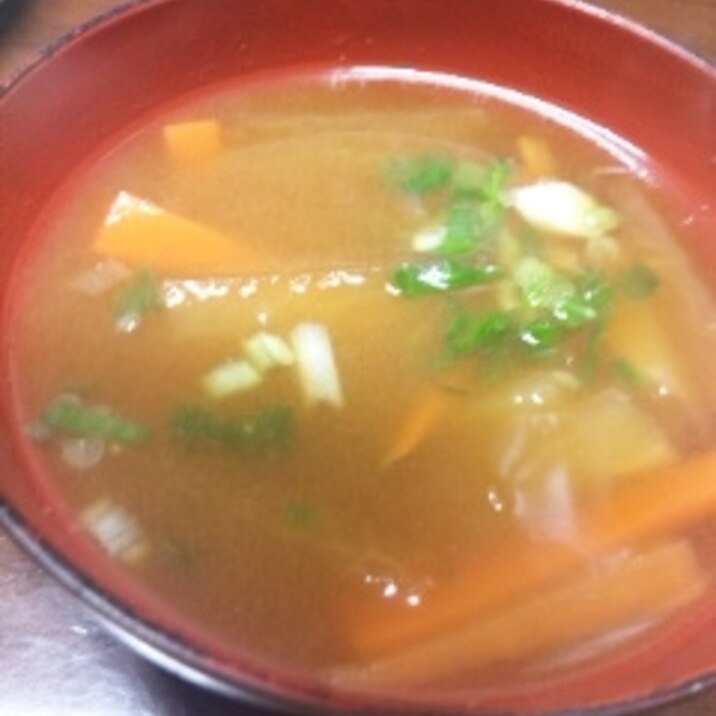 大根と人参のお味噌汁 レシピ 作り方 By Tnmsam 楽天レシピ